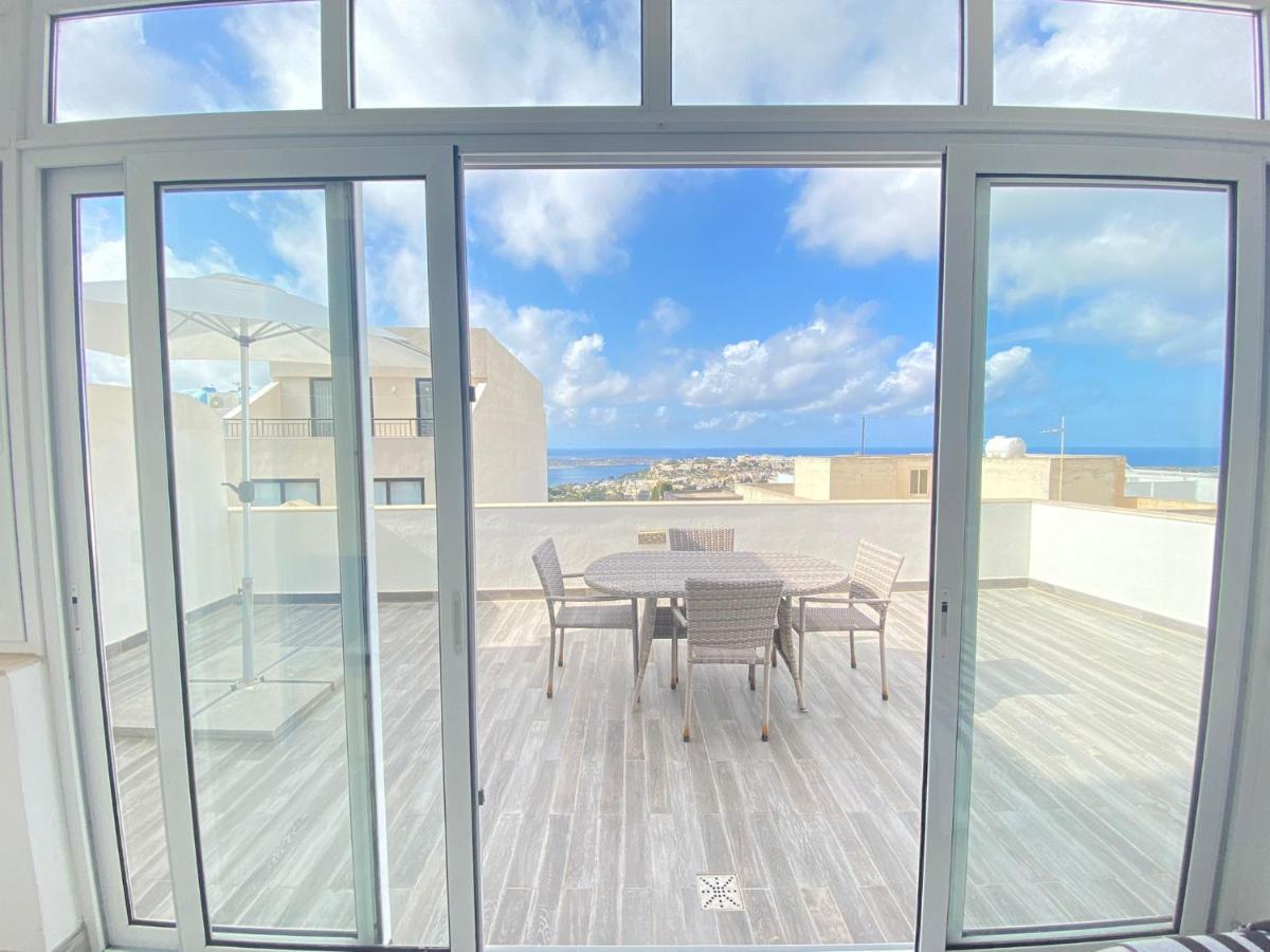 شقة Penthouse "Maltese Scent" المليحة المظهر الخارجي الصورة
