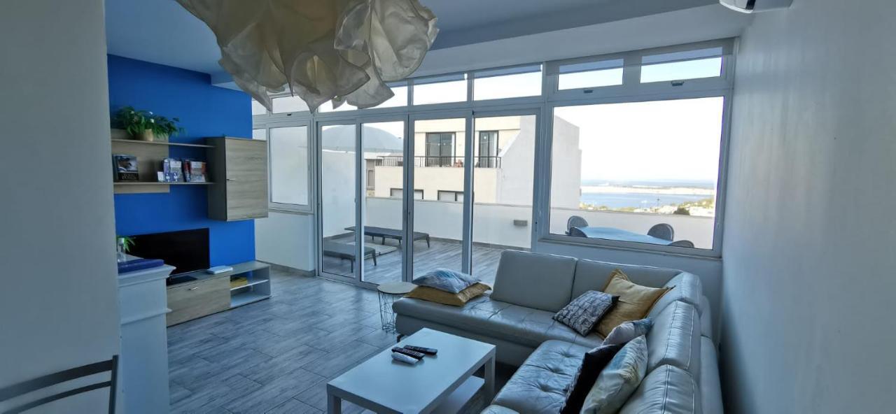 شقة Penthouse "Maltese Scent" المليحة المظهر الخارجي الصورة